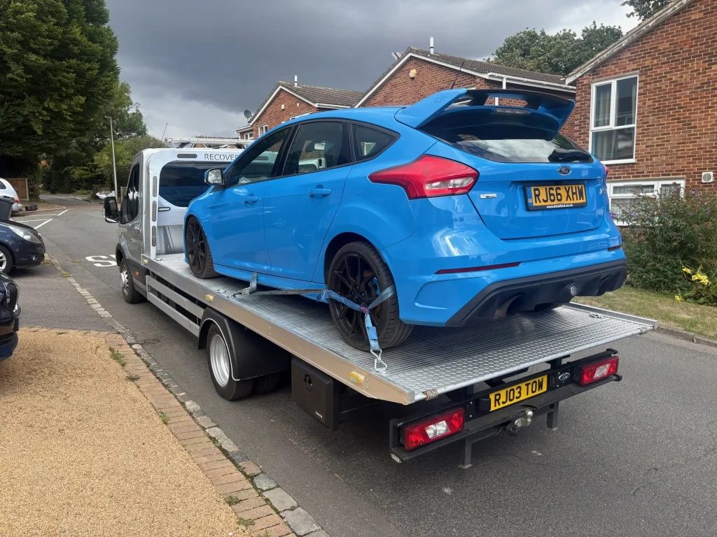 Accident Recovery on the Roadside in Ascot